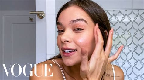 hailee steinfeld skin care.